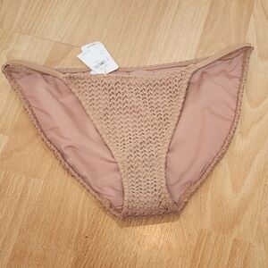 NWT Aerie Crochet Tan Bikini Bottoms Size Small.